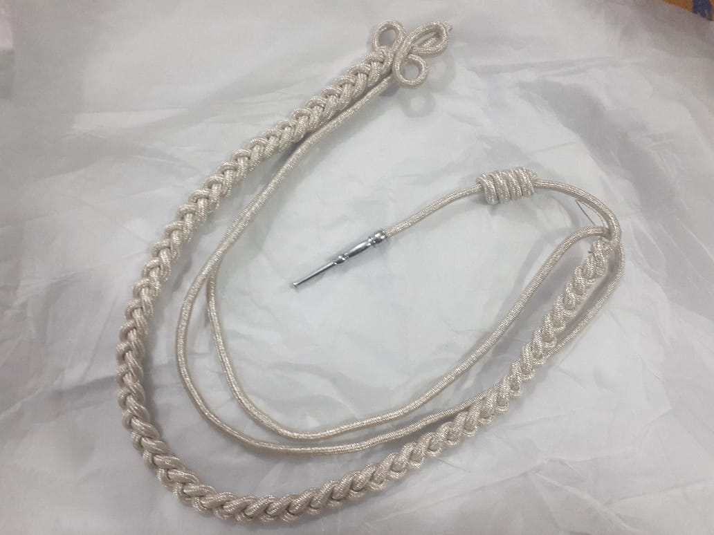 10 White Aiguillette Shoulder with 1 tip.